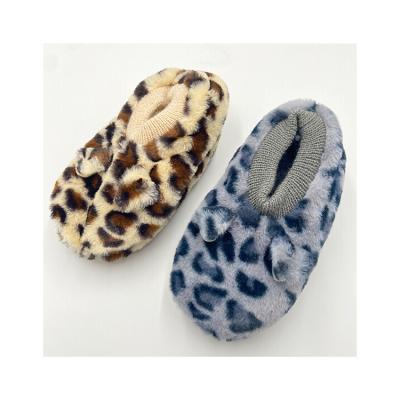 China Non Slip Knitted Winter Home Slippers QUICK DRY Warm Socks Slipper Floor Socks for sale