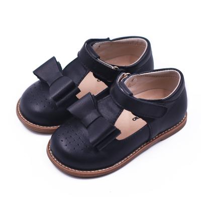 China New High Quality Wholesale Lightweight Toddler Girls Shiny Leather Flat Children's Stylish Leather Flat Shoes for sale