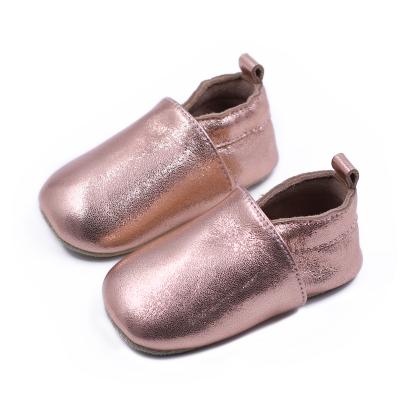 China Light Rose Gold Leather Soft Bottom Moccasin Shoes Baby Newborn Toddler Solid Color Non-Slip Casual Shoes for sale