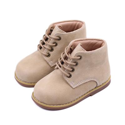 China Lightweight Classic Anti-skid Kids Boots Fashion Durable Cow Leather Handmade Genuine Leather Boots for sale