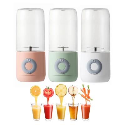 China Mini Home USB Rechargeable Juice Blender Electric Juicer Portable Fruit Juicer Wholesale BPA Free Juicer for sale