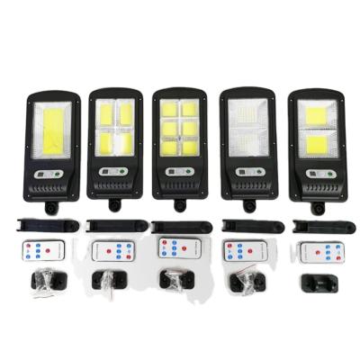 China Outdoor Garden 10w 20w 30W 50W 60w Garden Lights Solar IP65 Lights For Garden With Solar Panel Outlet for sale