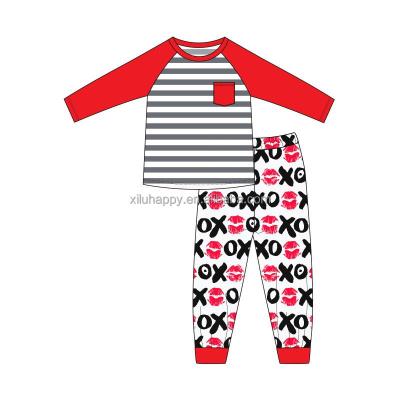 China Autumn new casual children's clothing street fashion trend stripe printing long sleeves girls clothing set for sale