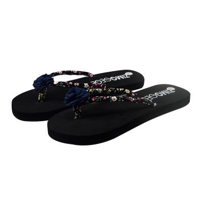 China High Quality Cheap Fashion Trend Flip Flops Beach Fashion Flip Flops Slipper Women for sale