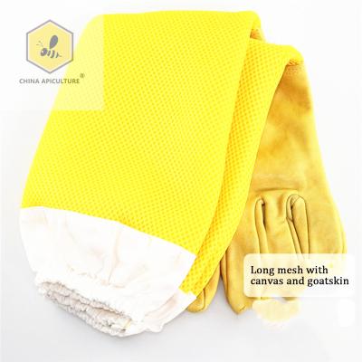 China Farms Beekeeping Tools Yellow Goat Skin Bee Protective Leather Gloves With Long Vented Sleeve For Beekeepers for sale