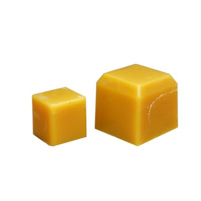 Κίνα Factory price 100% Pure Bulk Organic Refined Beeswax Candle Granule for sale προς πώληση