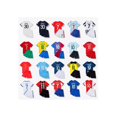 China Breathable Quick Dry Comfortable Soccer Jerseys Men Mask Soccer Jerseys Set Football Shirts Boys Soccer Uniforms Soccer Wear Wholesale Sublimation Single Print for sale