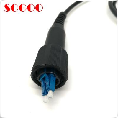 China Diámetro de alambre compatible de los conectores 7.0m m de la prenda impermeable del cable IP67 de la fibra de PDLC RRH CPRI en venta