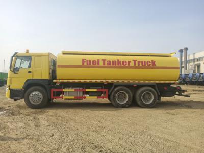 China Large Capacity Fuel Tank Semi Trailer With Twin Countershaft Structure for sale