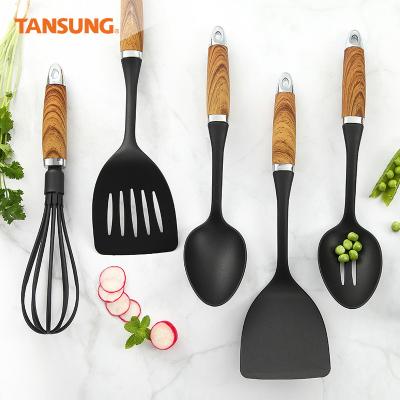 China Amazon Sustainable Best Seller 6 Piece Kitchen Accessories Nylon Tools Coating Handle for sale