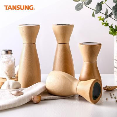 China Viable Wood pepper or salt grinder with an adjustable and easily refillable ceramic rotor - oak wood pepper grinder for your kitchen for sale