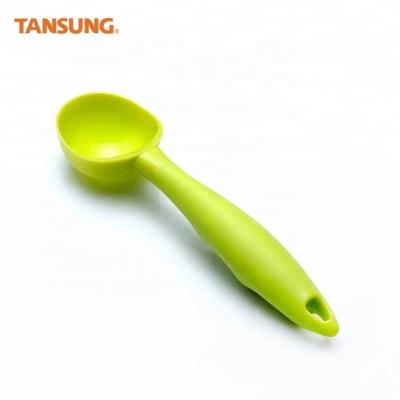 China Sustainable Tansung Food Grade Maker Household Nonstick Plastic Custom Ice Cream Scoop for sale