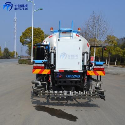 China Construction worksÂ   Asphalt Distributor Sprayer Bitumen Sprayer Tank Truck For Road Construction for sale