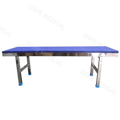 China Metal factory prices apply to clinics portable physiotherapy bed examination therapy massage table for sale