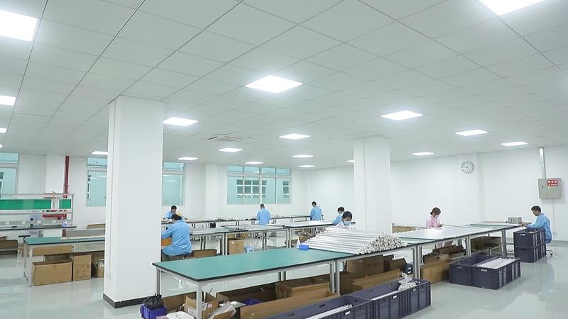 Verified China supplier - SHENZHEN REIS LIGHTING TECHNOLOGY CO., LTD.