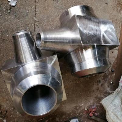 China Galvanized Stainless Steel SW Socket Pipe Fittings Pressure Rating Up To 9000LB Forged Tee for sale