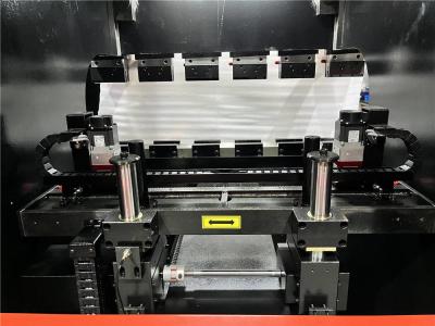 China Magnetische 300 Tonnen/6000 mm Delem Elektrische Abkantpresse 160 × 4000 mm zu verkaufen