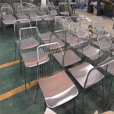 중국 high quality stainless steel chair brushed finish metal gold chair for restaurant 판매용