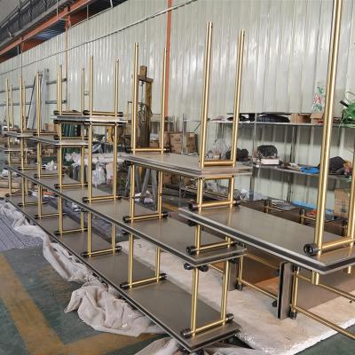 중국 Wholesale Boutique Shop Gold Color Stainless Steel Rack Metal Lingerie Store Display Rack 판매용