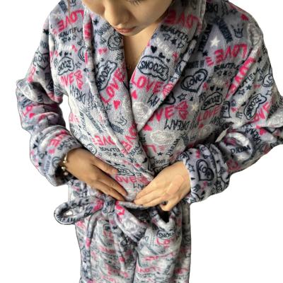 China QUICK DRY low price flannel lounge bathrobe coral pajamas for woman for sale