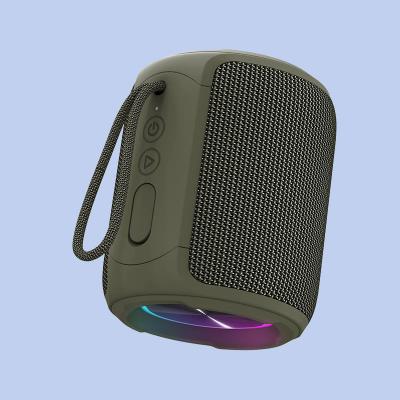 China 0.4kg RGB Bluetooth Speaker With Extended Playtime Waterproof IPX 2500mAh Battery for sale