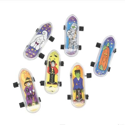 China Funny Educational Toy Halloween Mini Finger Skateboards for Kids Durable Finger Boards in Assorted Designs, 2 Inch Fingerboard Skateboard Party Favors for sale