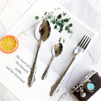 China Sustainable Luxury Elegant Embossed Food Grade Stainless Steel Dinner Cutlery Set for sale