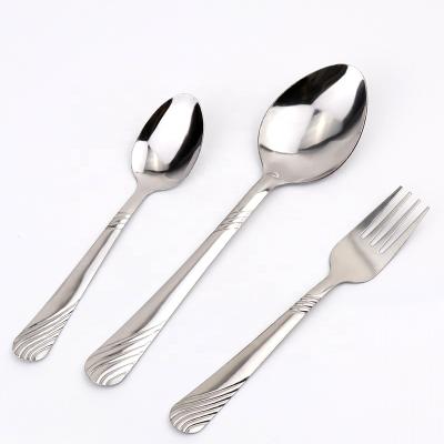 China Disposable Sliver Stock Eco Friendly Stainless Metal Cutlery Set Non Stick Spoon Set for sale