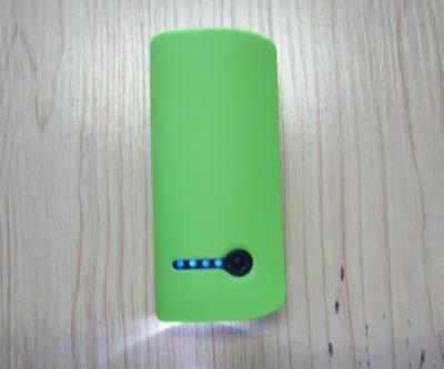 China Fast Charging Smart Tube Power Bank , External Mobile Phone Charger for sale