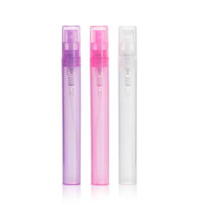 China Personal Skin Care Packaging 2ml 3ml 5ml Plastic Slim Spray Bottles With Spout/Mini Clear Pen Perfume Sprayer/Empty Cosmetic Tubes Bottle For Sample for sale