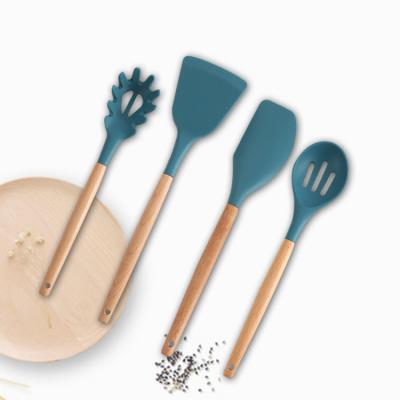 China Sustainable Food Grade Silicone Blue Kitchenware 9 Pieces Cooking Silicone Kitchenware Set With Wooden Handle for sale