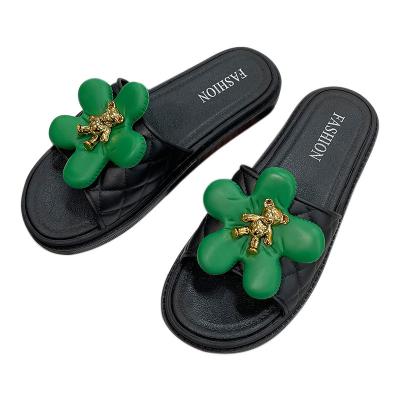 China New House Outdoor Slippers Women's Cushioning Square Head Lady Sandals Slippers Woman Shoes Flat Sandals For Wom And Woman Lady Shoes for sale