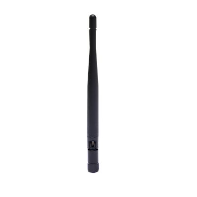 China Antenna WiFi6E de 5dbi con conector personalizado Tipo 2.4GHz 5.8GHz 7.125GHz en negro en venta