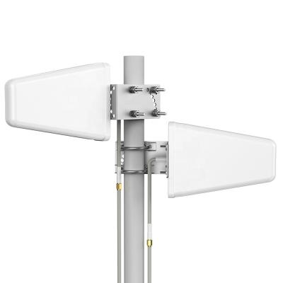 China Verbessern Sie Ihr Outdoor WiFi mit 4G External MIMO LRouter Antenne und 12dBi LPDA Panel zu verkaufen