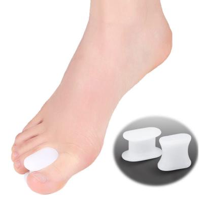 China Friendly Pain Relief Toe Separator Big Toe Bone Hallux Valgus Toe Divider Skin Gel Hallux Valgus Correction Bunion for sale