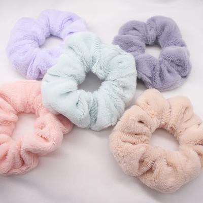 China Fashion xxl Soft Bathroom Microfiber Hair Drying Scrunchies For Frizz Hair Drying Towel Free Hair Heater Strips for sale