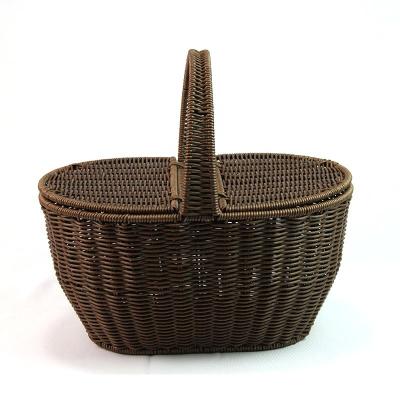 China Sustainable Rectangle / Oval Plastic PP Rattan Storage Basket With Lids Picnic Basket With Handle for sale