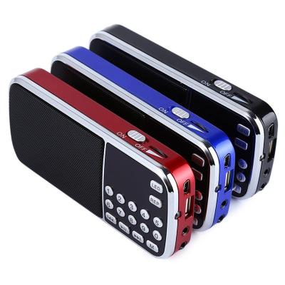 China Portable Digital Display FM Digital Radio L 088 in MP3 player, hi-fi, FM radio, speaker with AUX slot. USB TF flashlight for sale