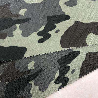 China Anti-Static PU Coated 420D Diamond Pattern Ripstop Polyester Camouflage Print Oxford Fabric For Backpack for sale