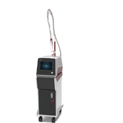 China Q Switched ND Yag Laser Haar- und Tattoo-Entfernungsmaschine, tragbar, 2000 W, 10,4-Zoll-Bildschirm zu verkaufen