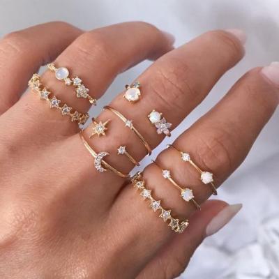 China Office / Career Dropshiping Trendy Rhinestone Rings Set 2022 Newest Diamond Set Rings For Lady Gold Color Plated Jewelry Wholesale for sale