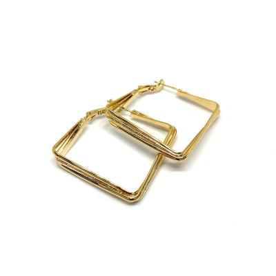 China CLASSIC metal rhombus cold wind earrings 2021 fashion classic temperament new design niche high-end earrings for sale