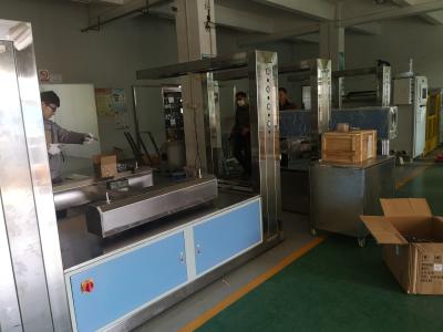 China Kabinet Vijf van de de Nevelmachine van de As Plastic Verf Automatische de Luchtnevel 240V Te koop