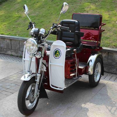 Chine Opération facile 2300*950*1600mm 50 de km/h de moteur alimenté au gaz maximum du tricycle 125CC à vendre