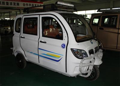 China El motor incluido ayudó al triciclo, pasajero de 200 cc motocicleta del triciclo del cargo de 2700 milímetros de longitud en venta