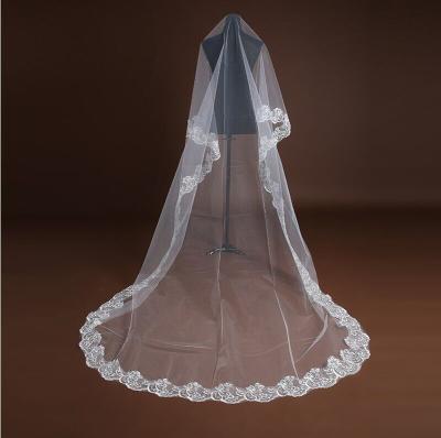 China Lace Accessory Wholesale Cheap Wedding 1.4M Edge 1.9M And 2.9M Single Layer Short Veils With Lace Flower Bridal Veils for sale