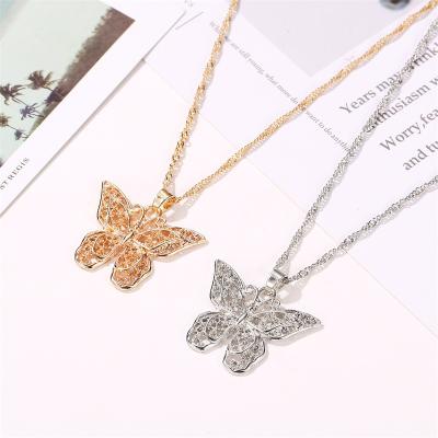 China Romantic High Quality Gold Chain Butterfly Chunky Necklace Jewelry Water Wave Pendant Necklace Woman for sale