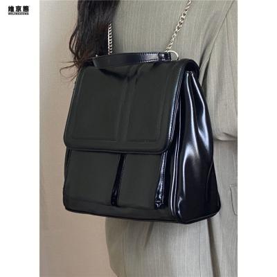 China Fashion French niche haute couture underarm bag for women 2023 new fashion commuting stick bag versatile single shoulder crossbody bag for sale