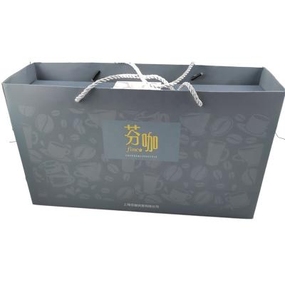 China Shopping Recycled Carrier Coated Paper Bag Shopping Bag For Clothes / Apparel / Gift for sale