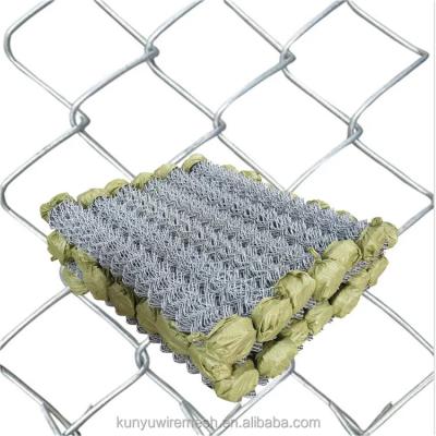 China Easily Assembled Wire Fencing 48inch*50ft  Galvanized Chain Link Cyclone Wire Chain Link Fence for sale